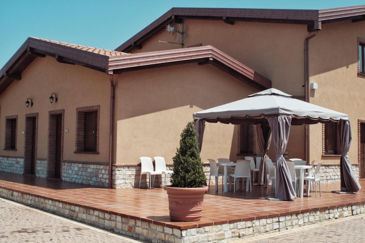 Agriturismo Albachiara Bisignano Buitenkant foto